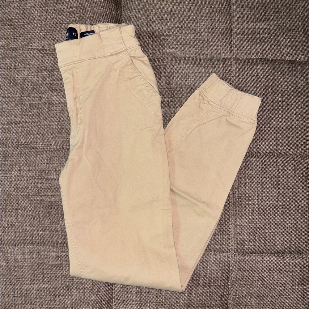 HOLLISTER Ultra High Rise Tan Pants